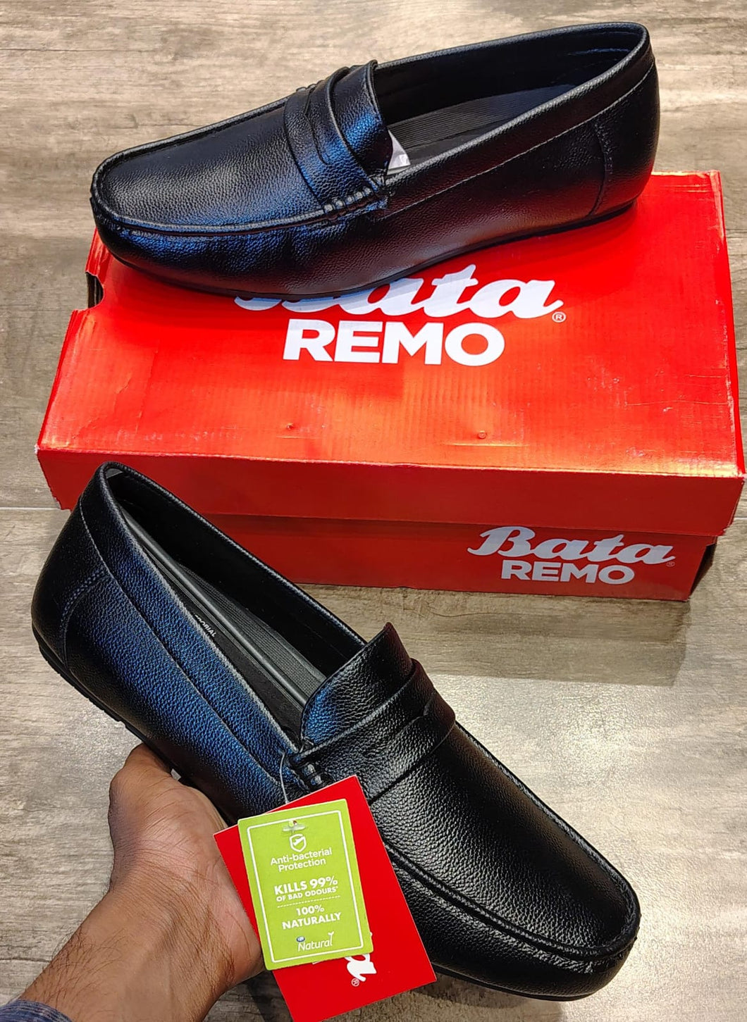 BATA ( 851-6821 ) BLACK